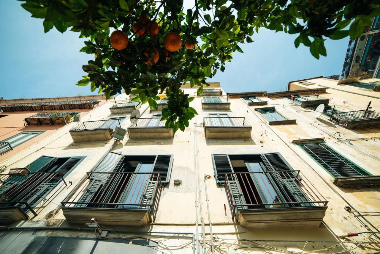 Domus Gisulfo Apartment Salerno Ngoại thất bức ảnh